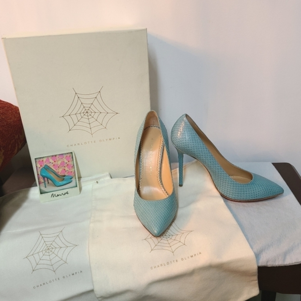 NIB Charlotte Olympia Monroe in Retro Blue Pumps Size European 39.5